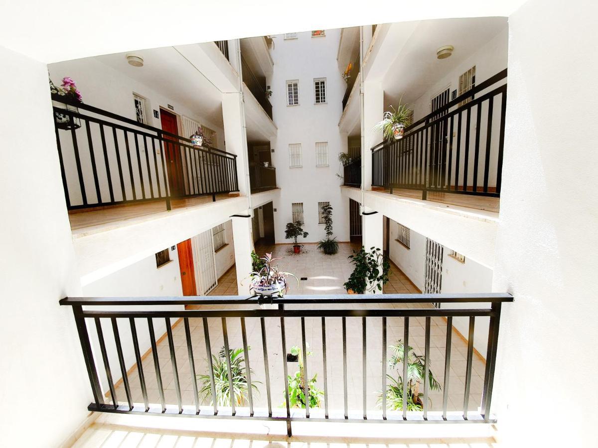 Best House Paola Торевьиа Экстерьер фото